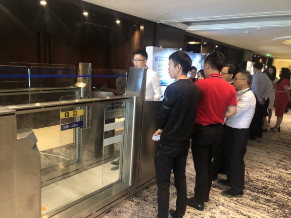 MK体育(中国)mk·官方网页版,参加上海峰会，开启智慧机场服务新格局