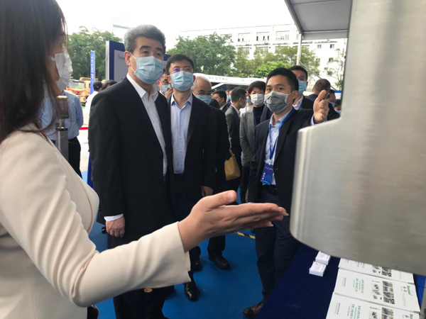 MK体育(中国)mk·官方网页版,参加“四新”项目启动暨深圳智能制造中心开工仪式
